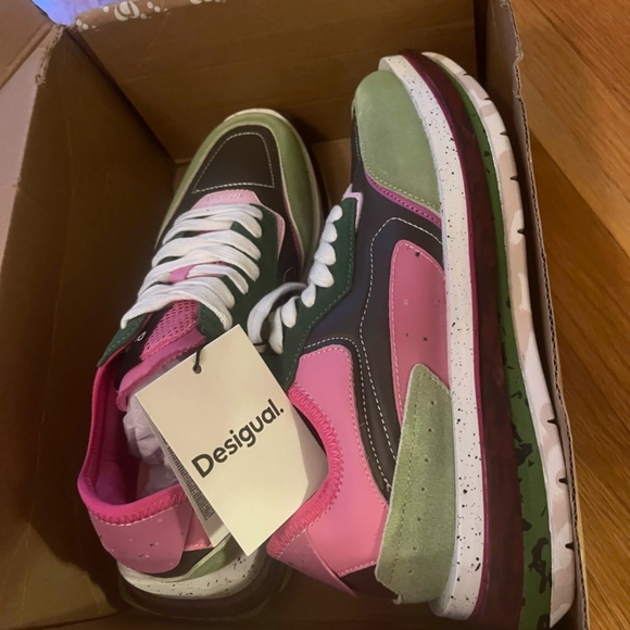 Desigual Sneakers - Picture 2 of 4